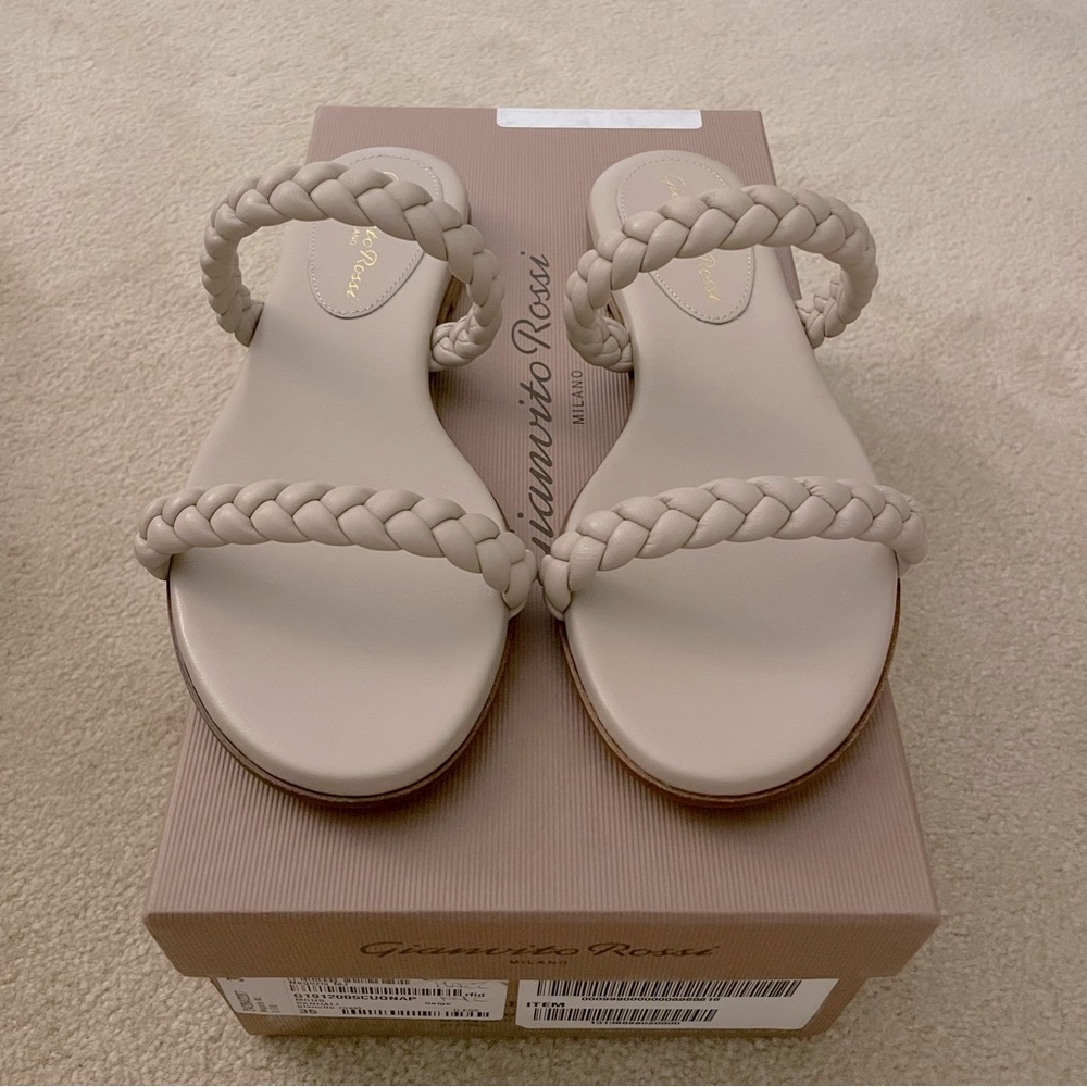 *NEW* NWT Gianvito Rossi Marley Leather Sandal - size 35